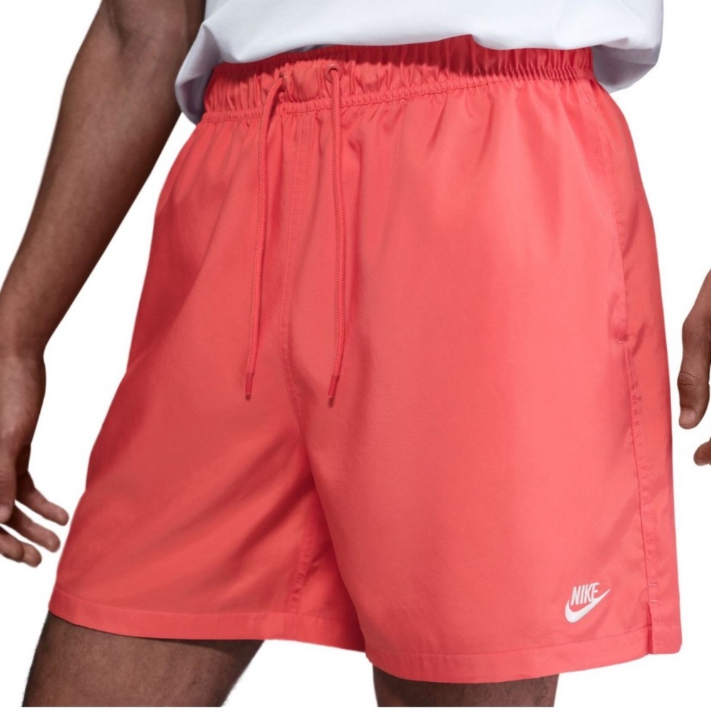 Nike Men’s Club 6’’ Woven Flow Shorts NWT
